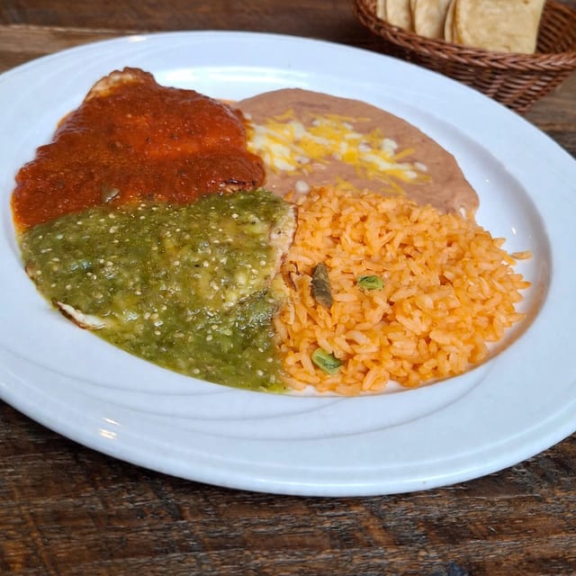 Huevos Divorciados Lunch.