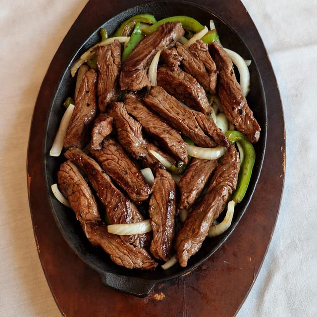 Bisteck/Steak Fajitas.